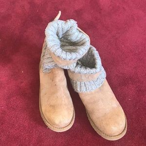 UGG WOMEN BOOT SIZE 7 PREOWNED